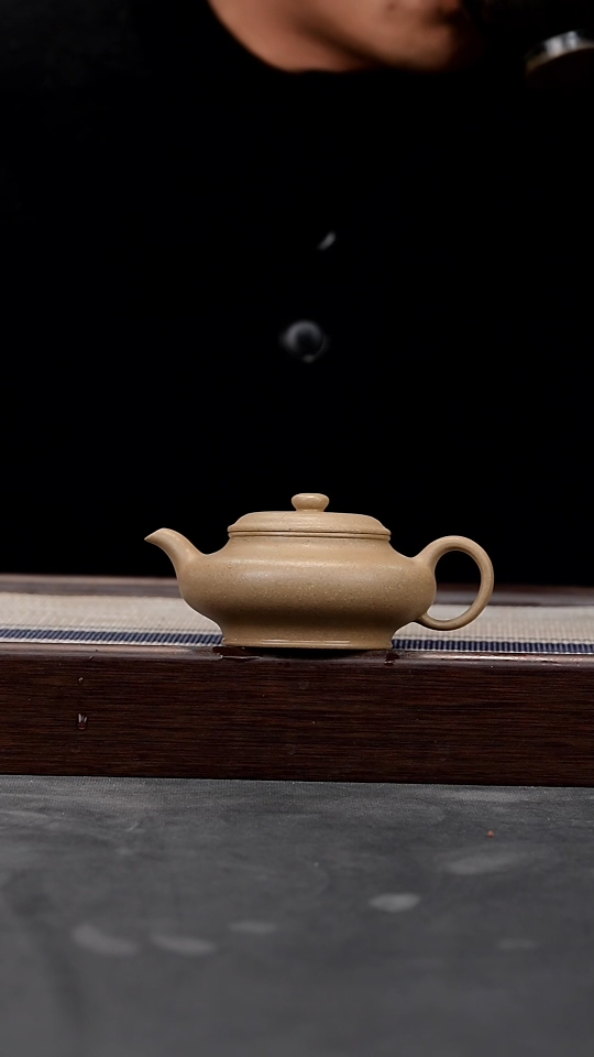 【闪购商品】紫砂茶壶梨皮泥全手虚扁
