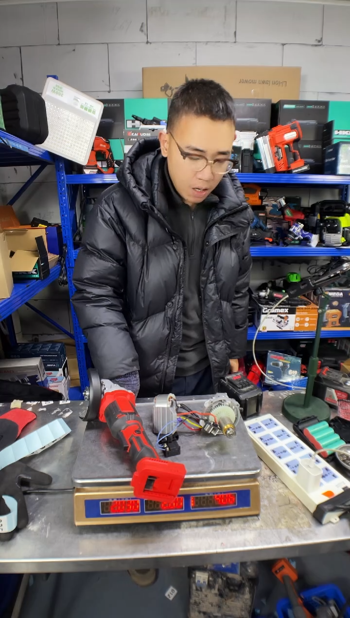 二手工具听讲解看图片下单 没有运费险025锂电角么
