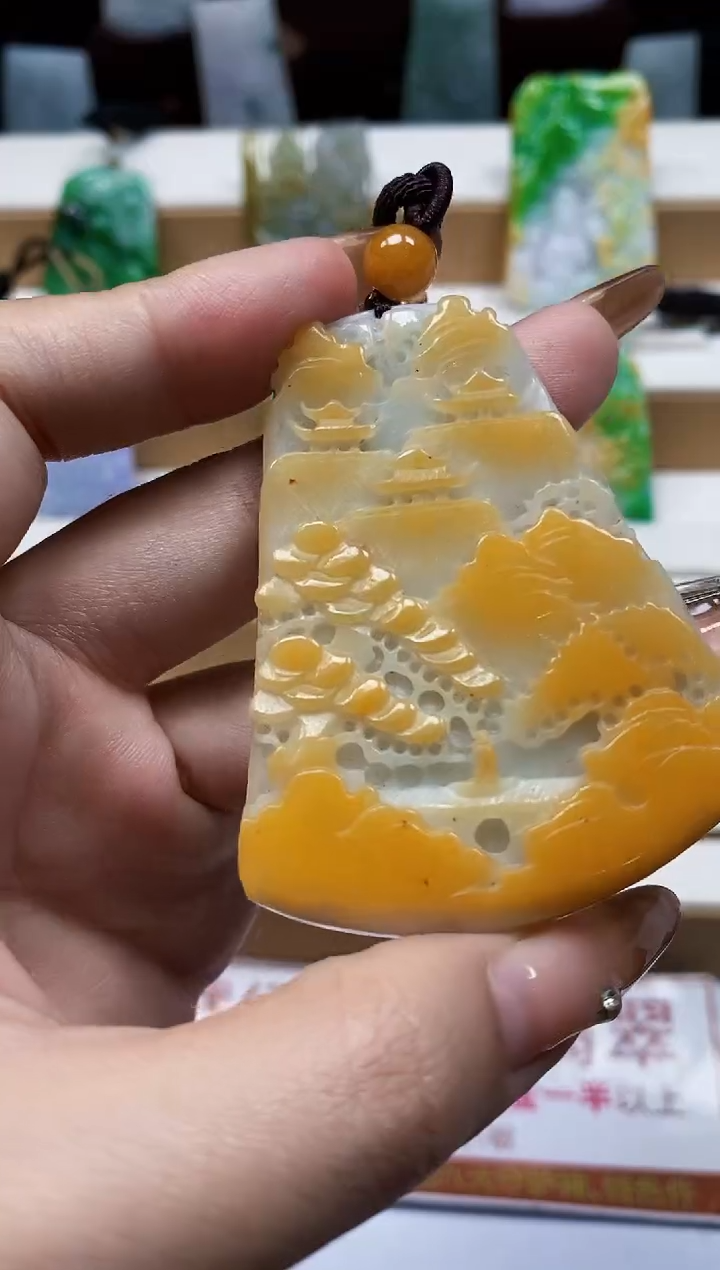 颈饰未镶嵌翡翠1