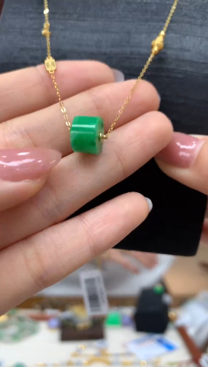 套链18K金镶嵌翡翠路路通