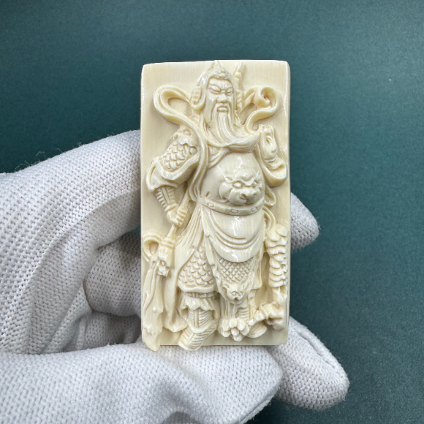 E6559天然猛犸牙雕刻件 支持鉴定 假一罚四