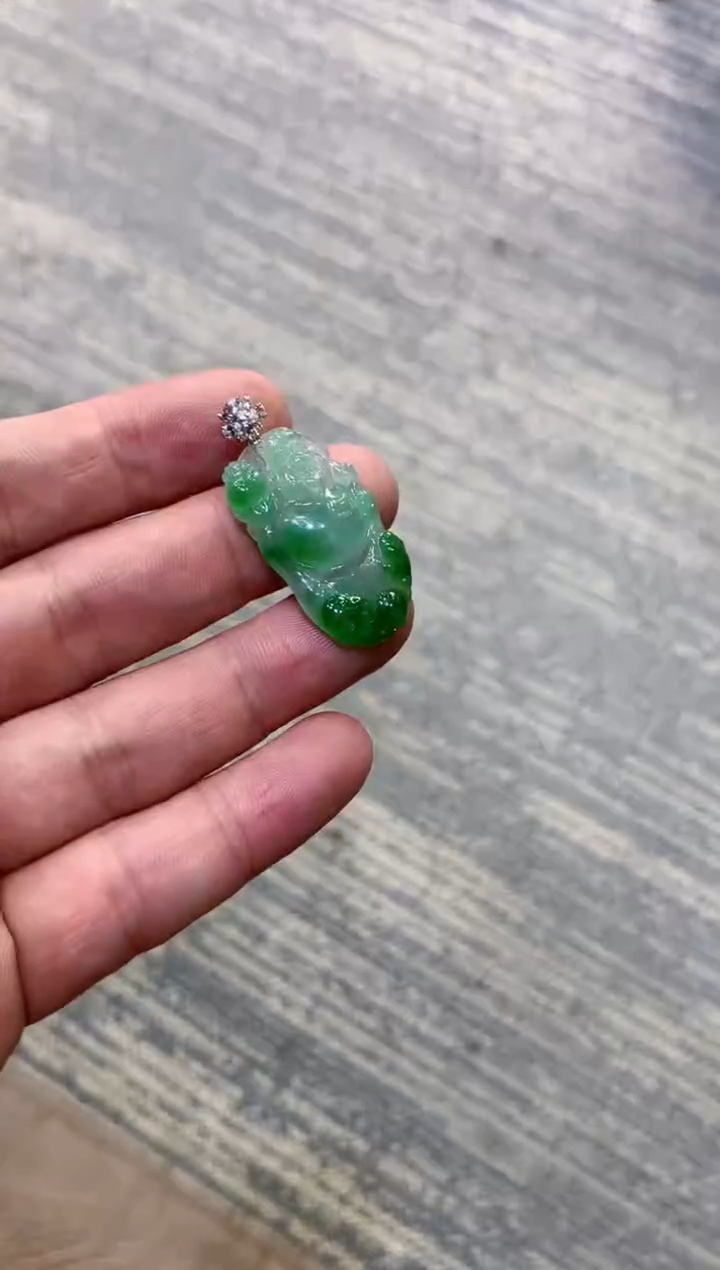 颈饰未镶嵌翡翠天然A货翡翠