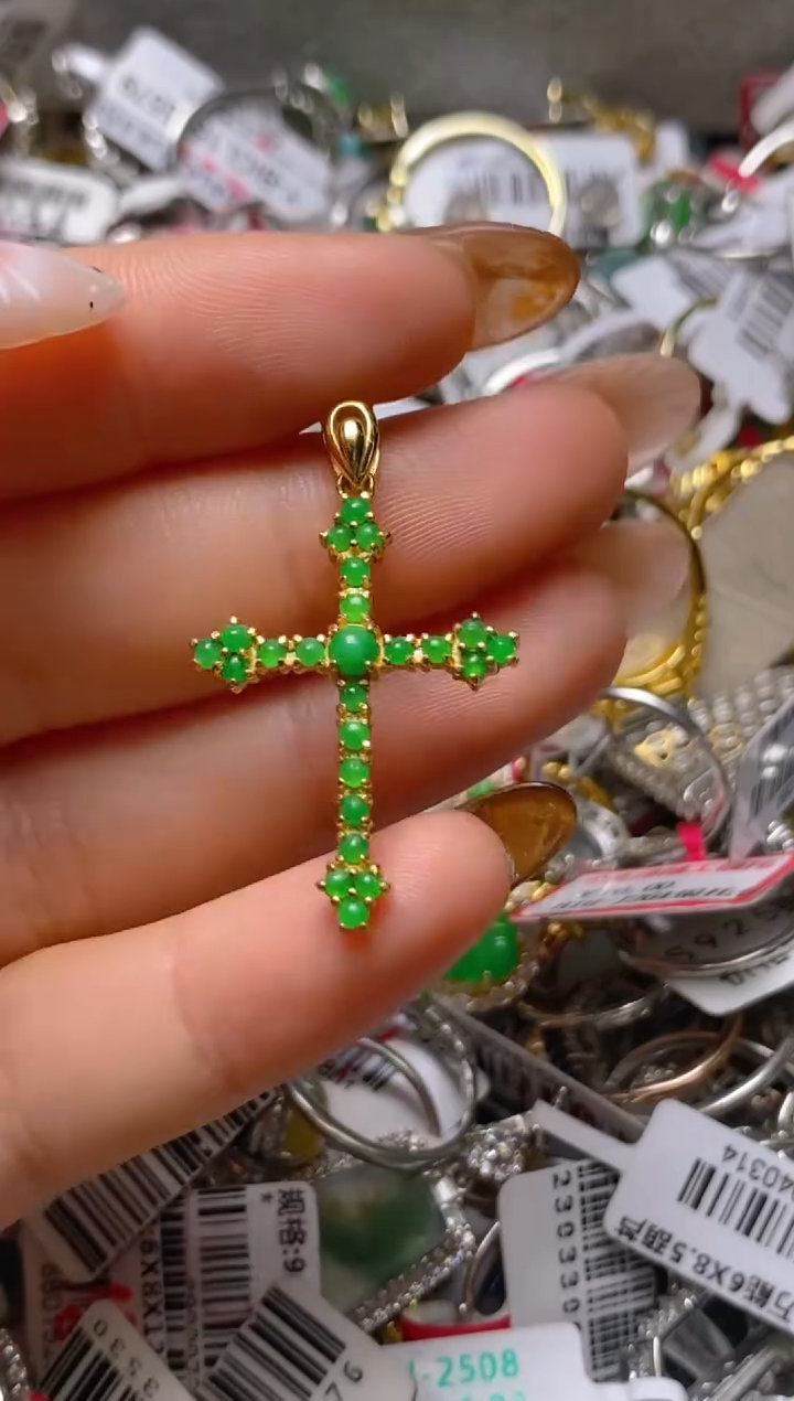 银S925镶嵌戒指翡翠百内无证书