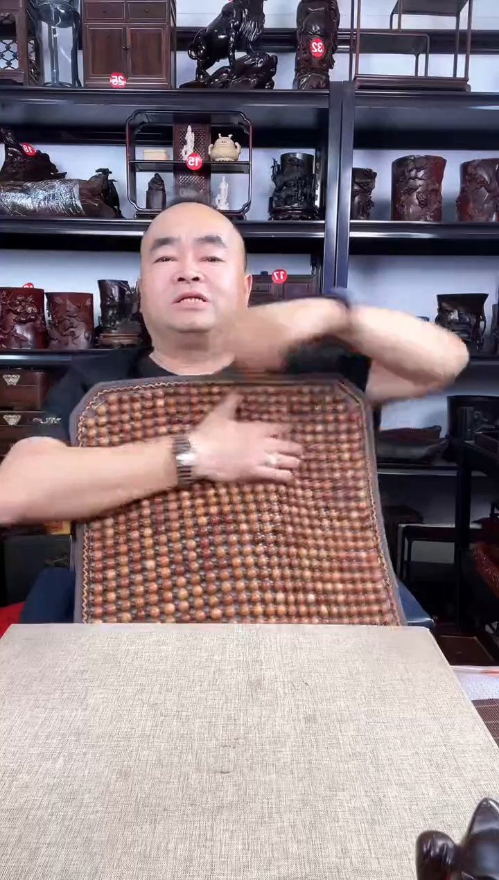 木坐垫老李红木工艺品