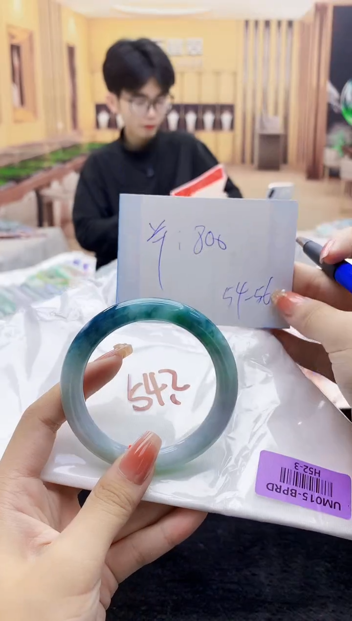 【闪购商品】翡翠手镯未镶嵌   H52-3