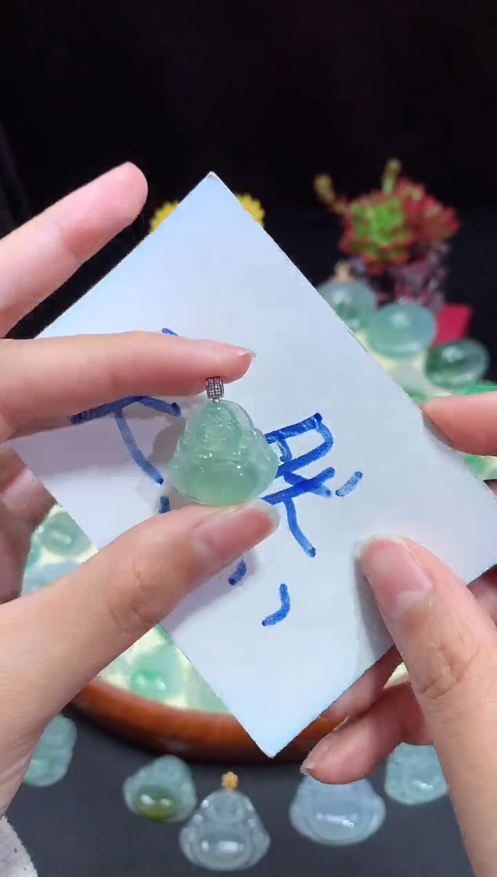 【闪购商品】翡翠颈饰未镶嵌佛公