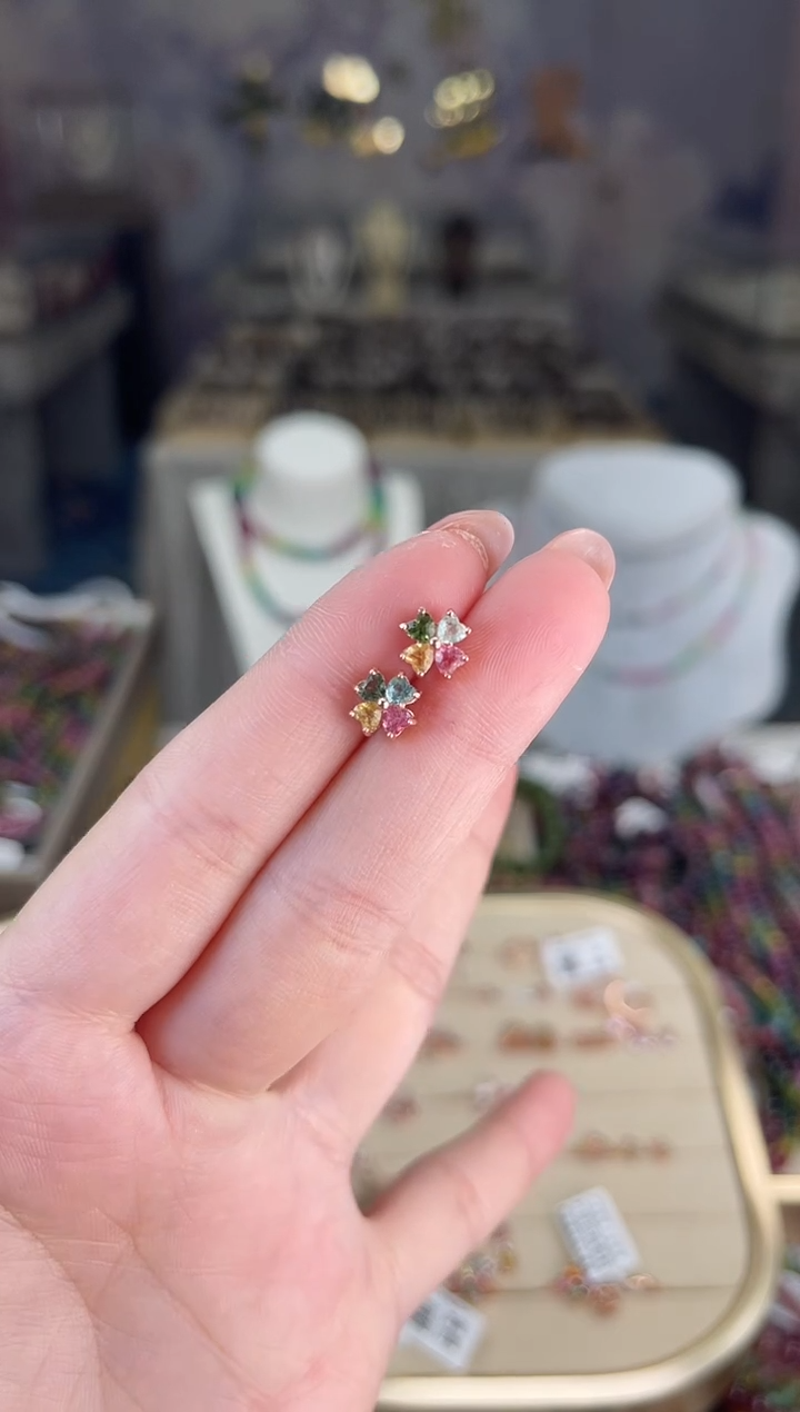 【闪购商品】碧玺/银S925镶嵌碧玺耳钉多样性发货
