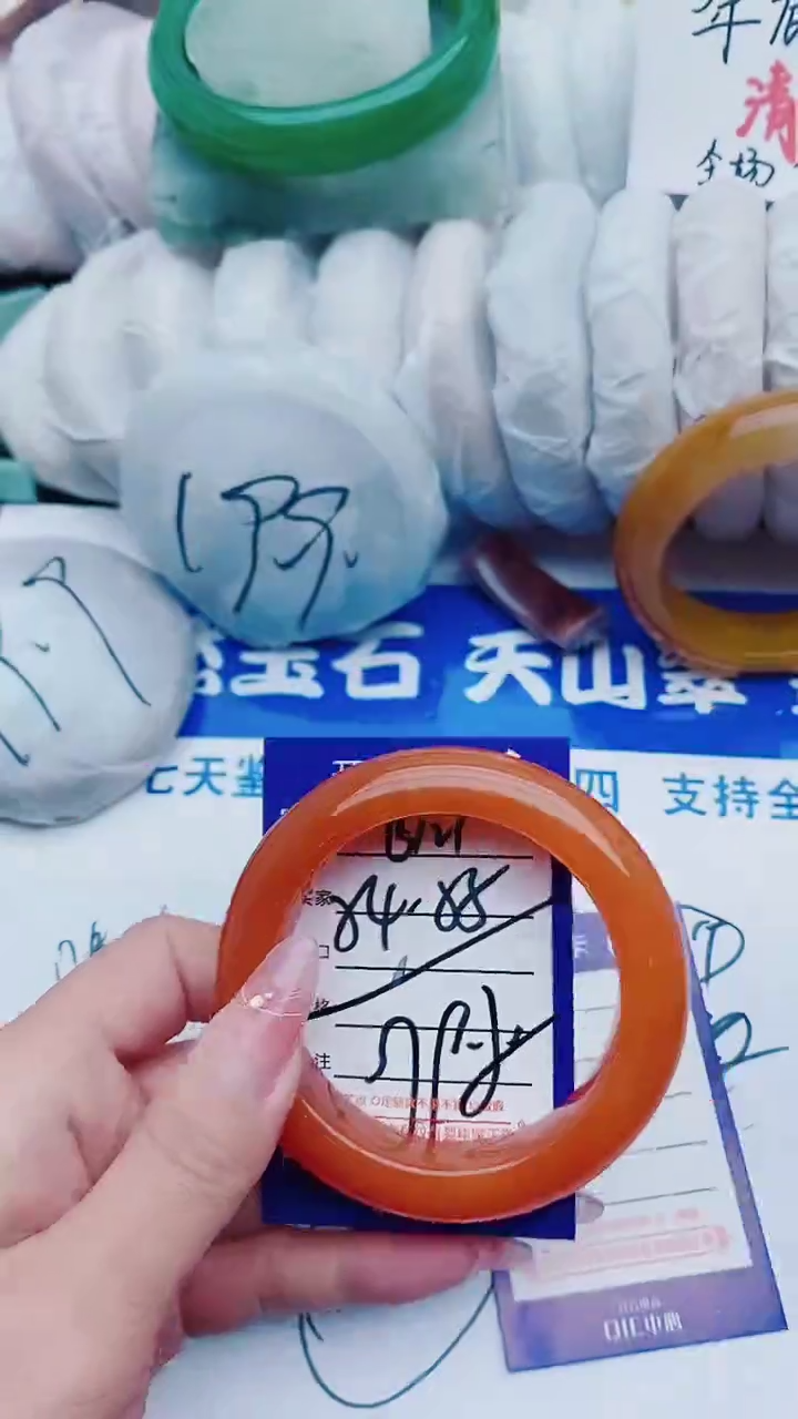 【闪购商品】石英质玉手镯未镶嵌B121+54-55