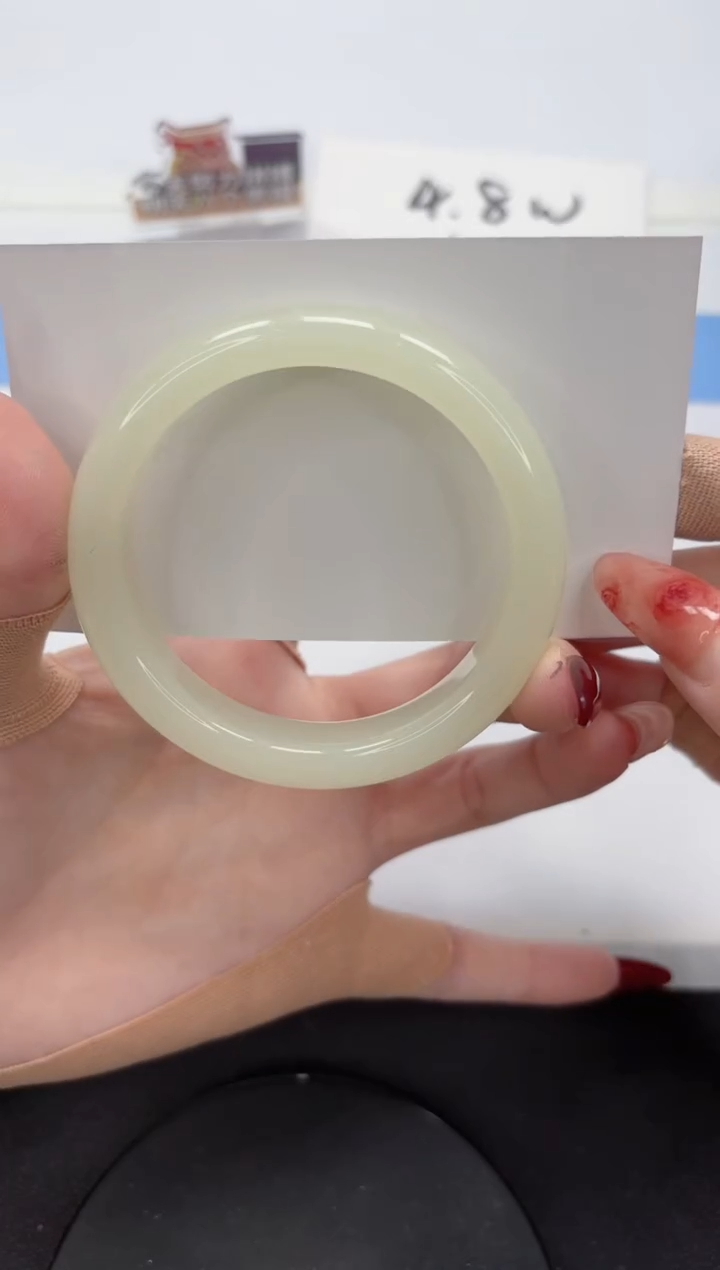 【闪购商品】石英质玉手镯未镶嵌A119-56.3