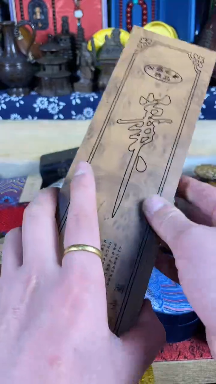 【闪购商品】琥珀颈饰未镶嵌玉琅壹号哈哈哈