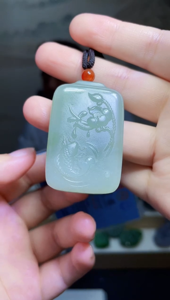 和田玉未镶嵌颈饰1