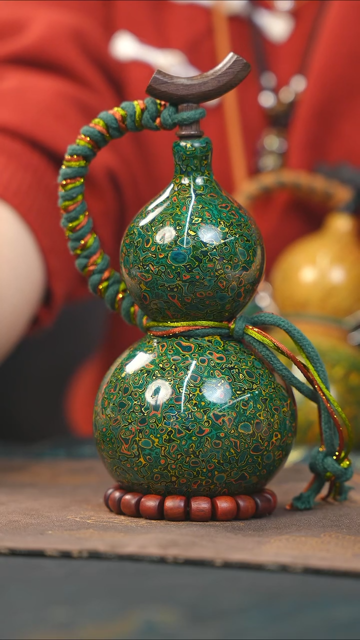 【闪购商品】RP231漆艺酒葫芦不包手串及旋转底座