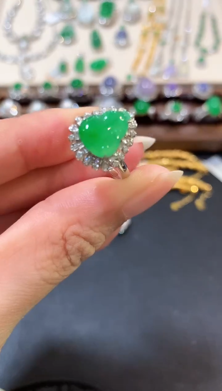 翡翠戒指18K金镶嵌b95  