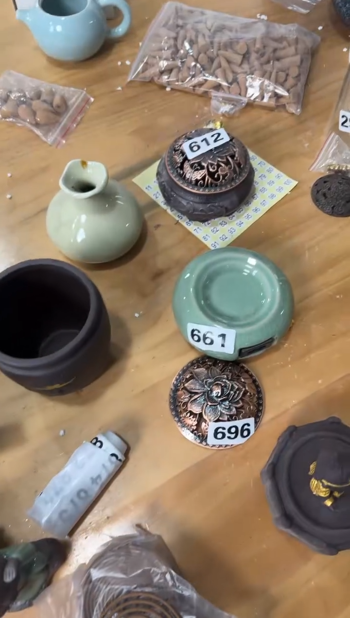 【661】电熏炉 缺线 缺盖