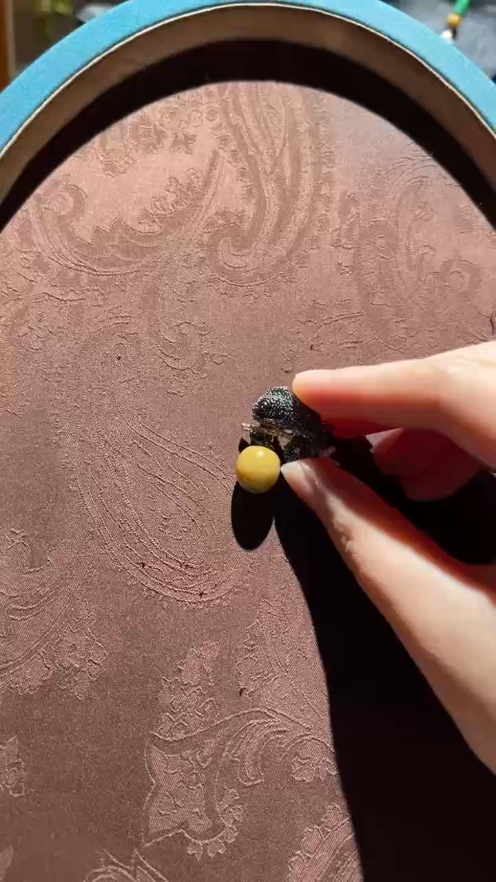 翡翠挂件合金红翡绿翠