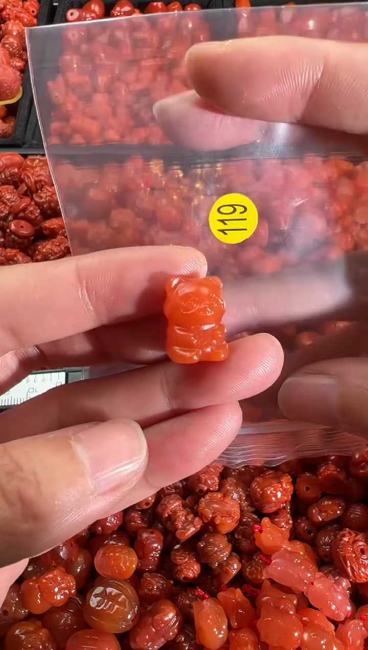 【闪购商品】南红玛瑙颈饰未镶嵌1