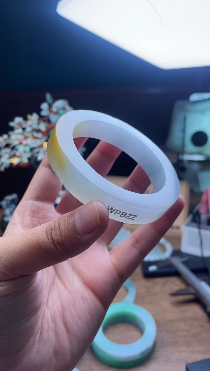 【闪购商品】定制翡翠手镯未镶嵌定制