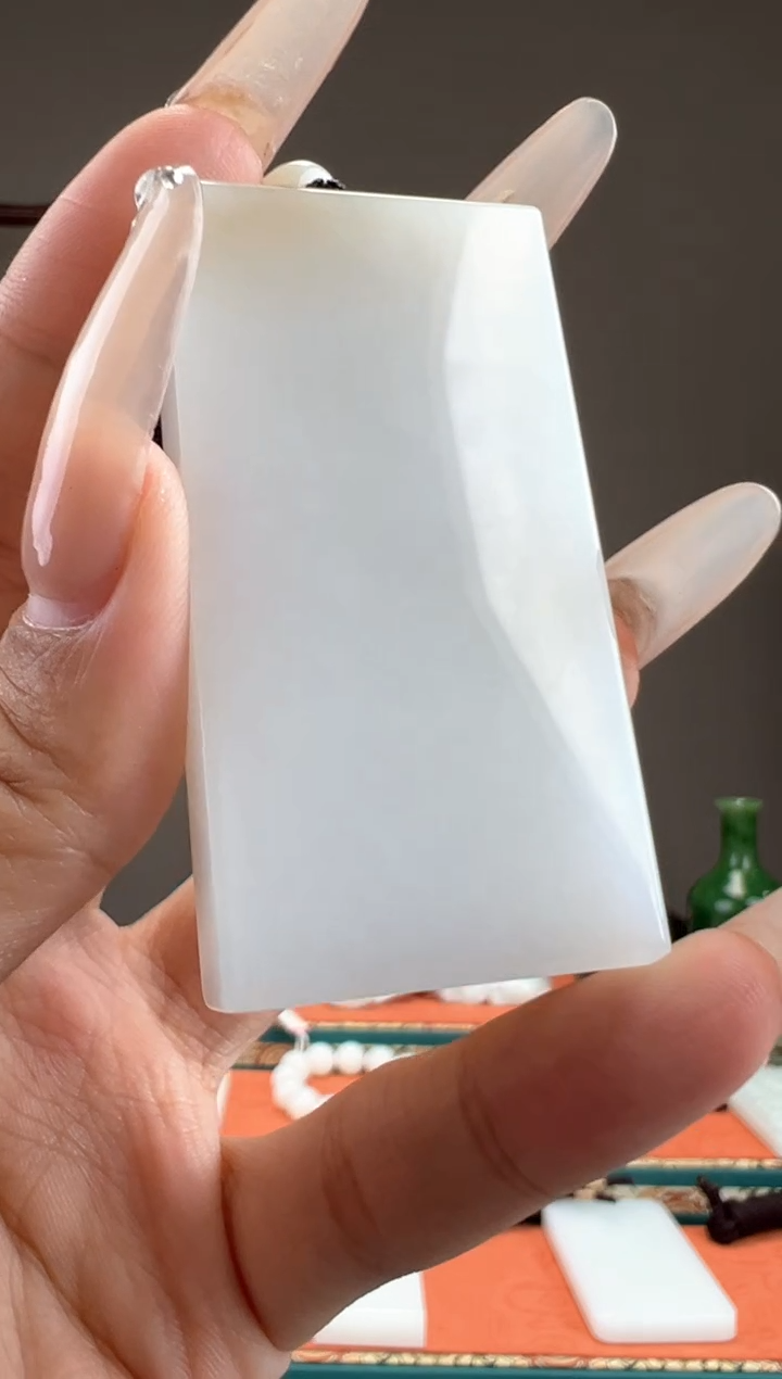 【闪购商品】和田玉颈饰未镶嵌1