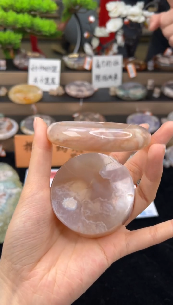 【闪购商品】石英质玉手镯未镶嵌62圈口（赠送镯心）13375