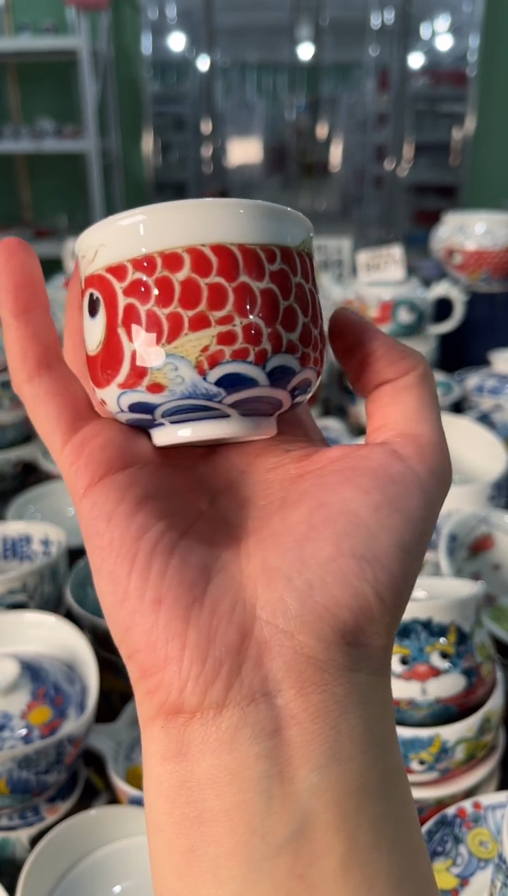 瓷片陶昨明龙鱼主人杯（福利价格）