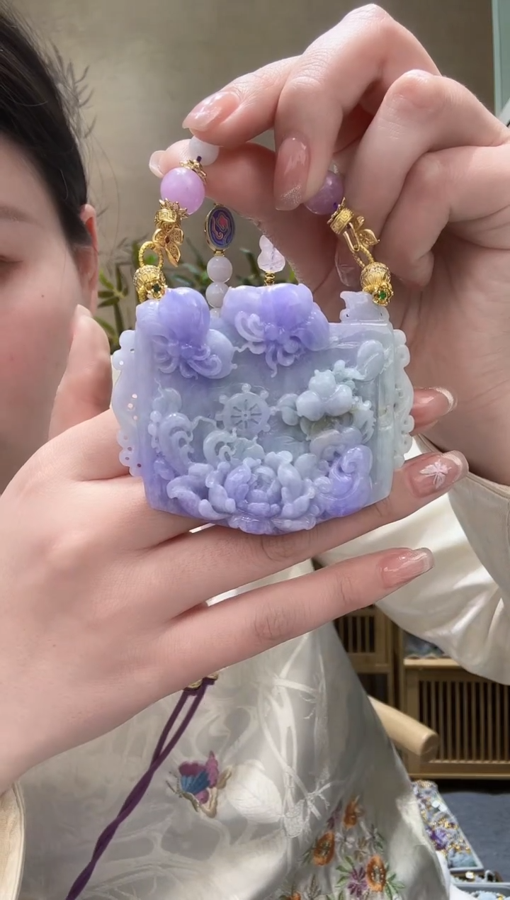 【闪购商品】翡翠颈饰未镶嵌吊坠