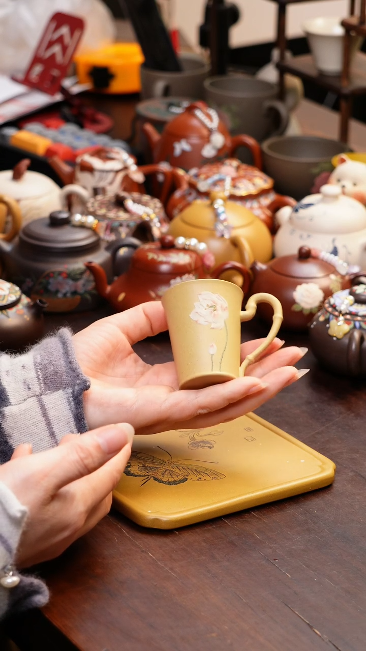 【闪购商品】原矿手工紫砂壶朱泥