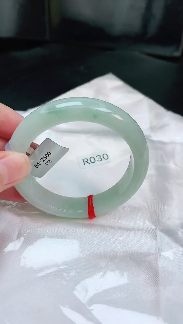 【闪购商品】翡翠手镯未镶嵌缅甸天然A货翡翠
