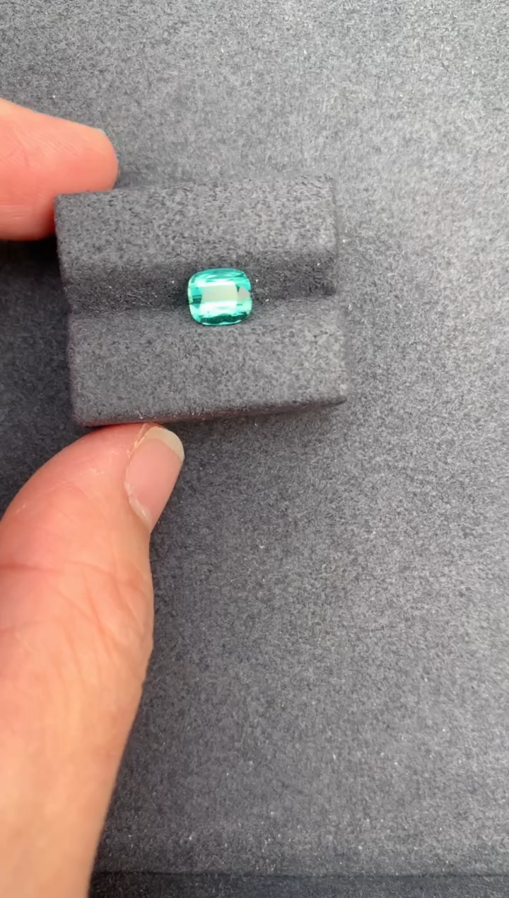 【闪购商品】碧玺裸石未镶嵌1.2ct拉贡