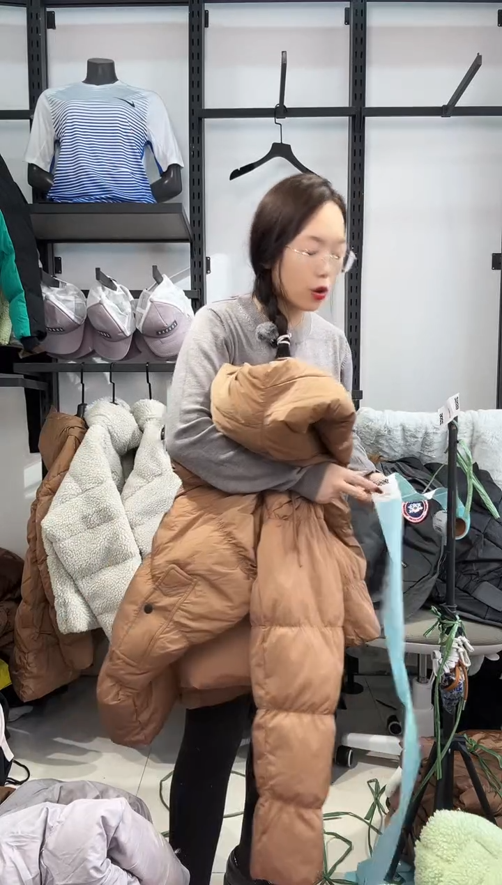 2656闪购编码 Nike/Joedan运动卫衣裤以直播间过款为准 尺码·