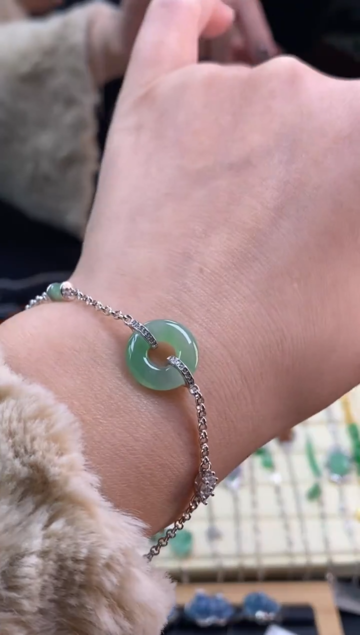 颈饰银S925镶嵌翡翠净货17410