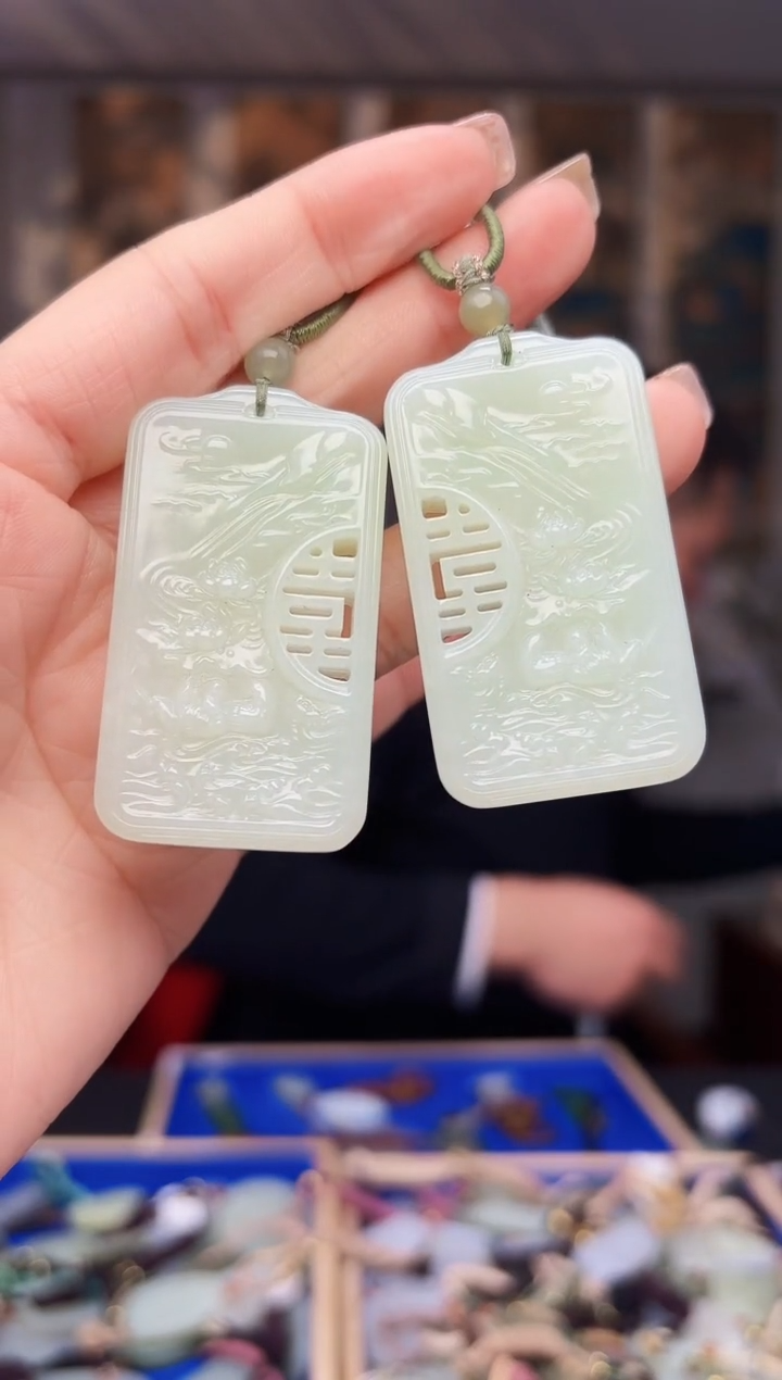 【闪购商品】和田玉挂件未镶嵌拍一发一