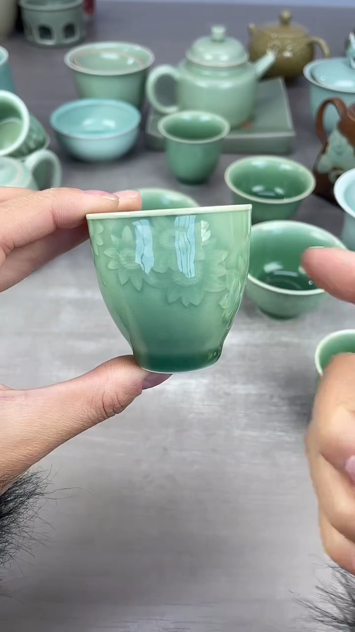 青瓷仓储清仓福利微瑕