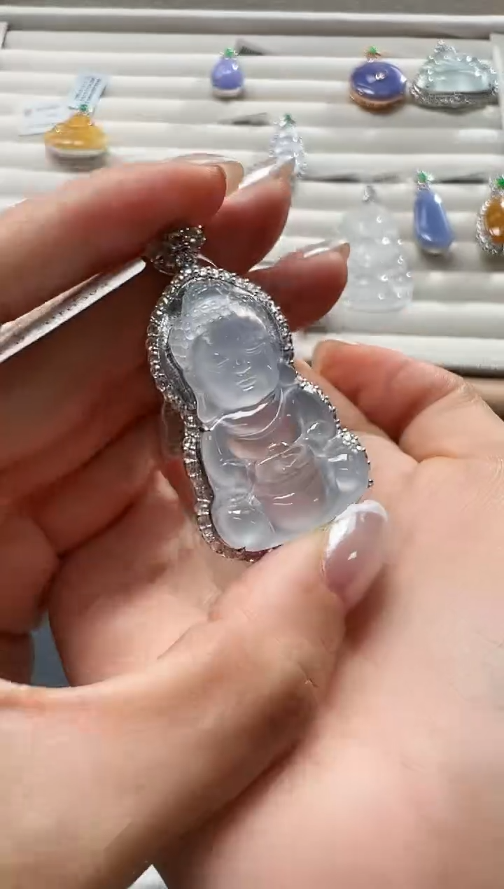 颈饰18K金镶嵌翡翠序号80