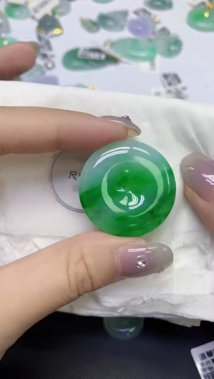 颈饰未镶嵌翡翠天然缅甸翡翠A货百元以上9元证书费自理