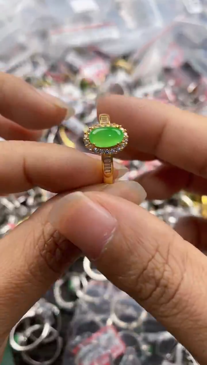 银S925镶嵌戒指翡翠333               8