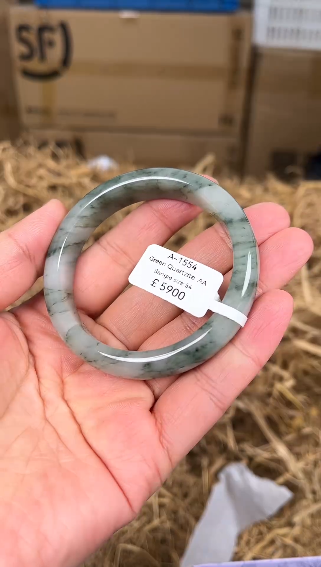 未镶嵌手镯石英质玉编码A1554