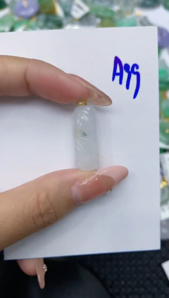 【闪购商品】翡翠颈饰18K金镶嵌111111111