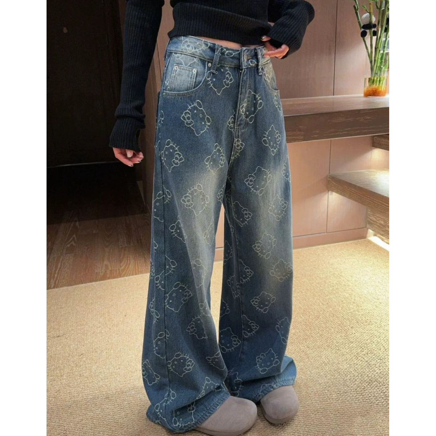 2025年春新款激光满印提花kt猫直筒阔腿裤牛仔裤减龄设计