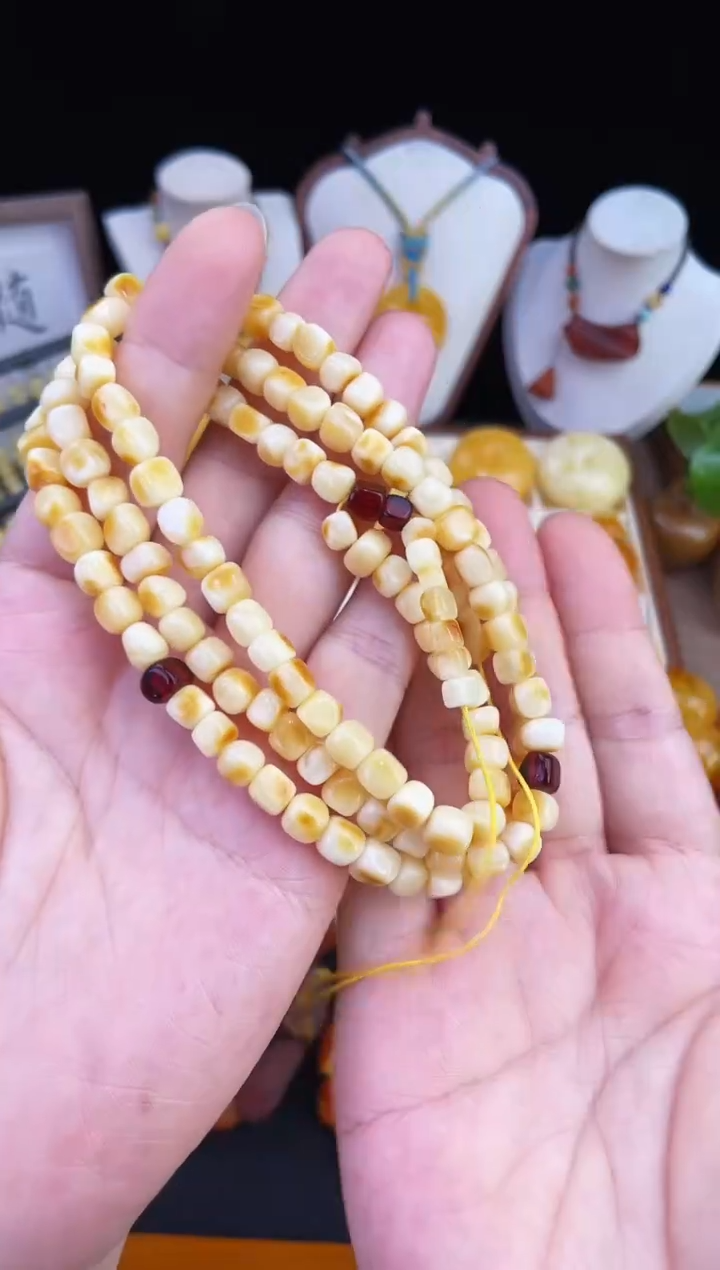 琥珀未镶嵌珠宝奇石柒月