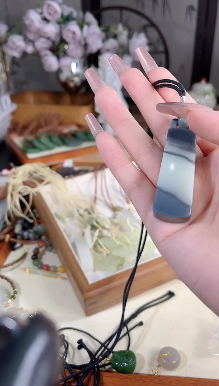 和田玉未镶嵌项链多样性发货其一默认天然特征