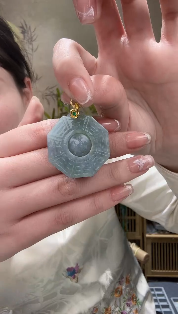 【闪购商品】翡翠颈饰未镶嵌吊坠