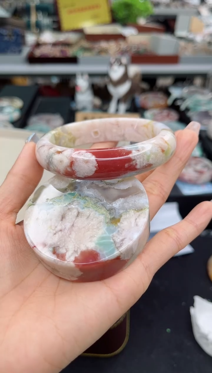 【闪购商品】石英质玉手镯未镶嵌62圈口（赠品镯心）3S9354