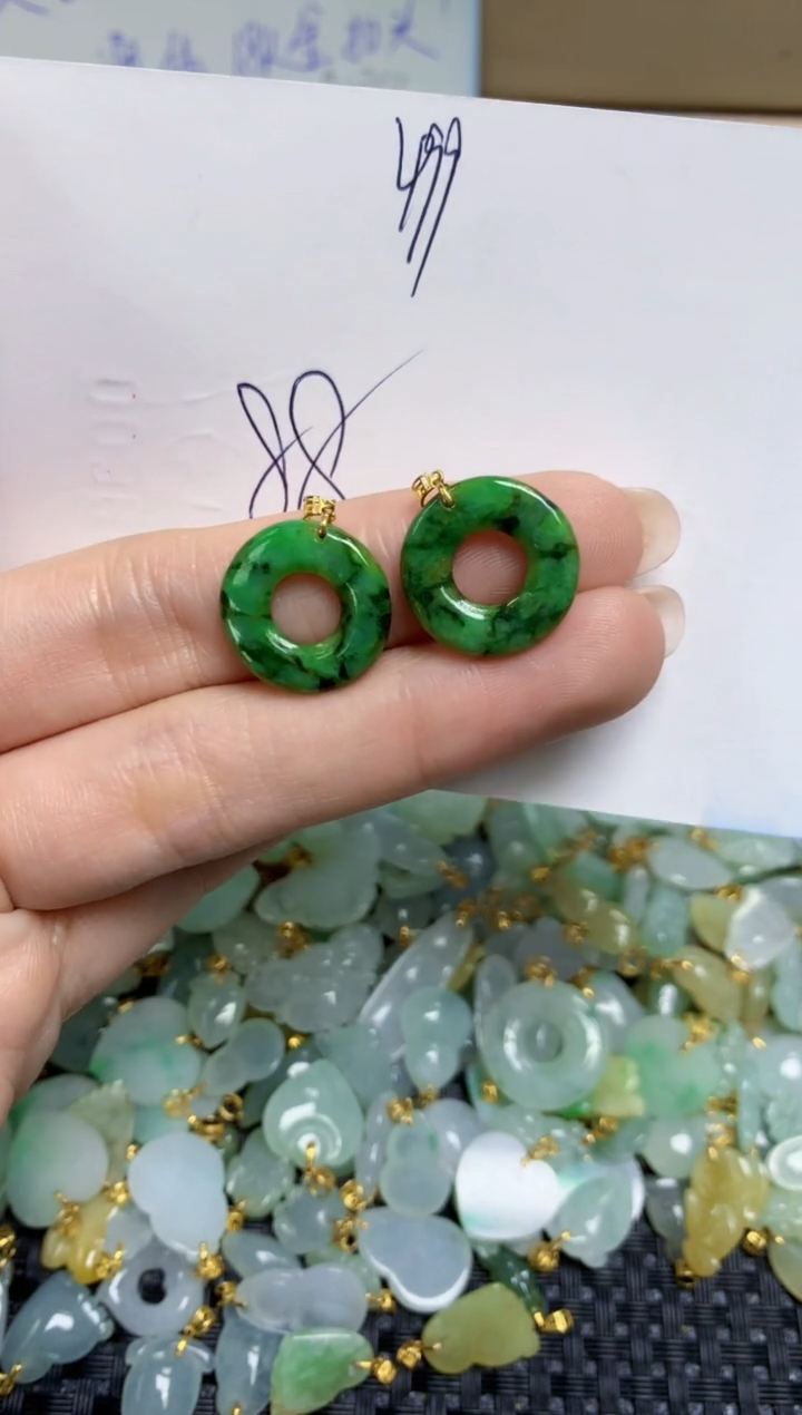 【闪购商品】翡翠颈饰18K金镶嵌天然缅甸A货翡翠