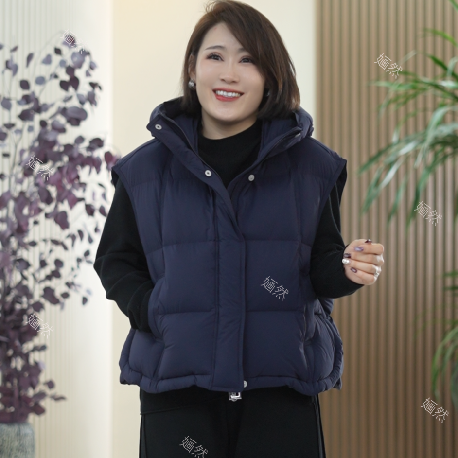 连帽羽绒马甲防风防泼水保暖无胆直充新国标90白鸭绒大码羽绒服女