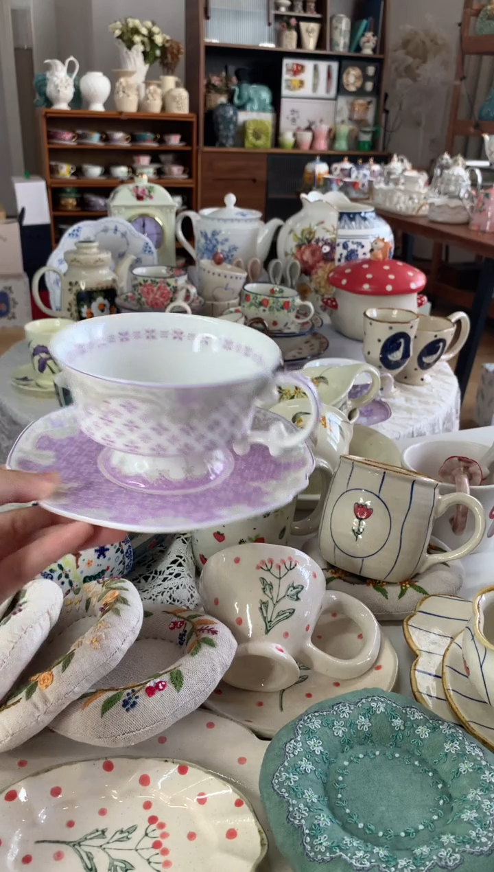 陶瓷紫色羽花格骨瓷杯碟