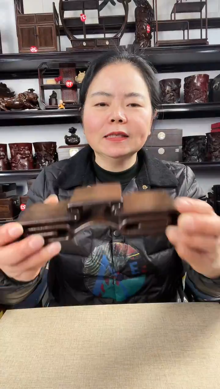 木大三连老李红木工艺品