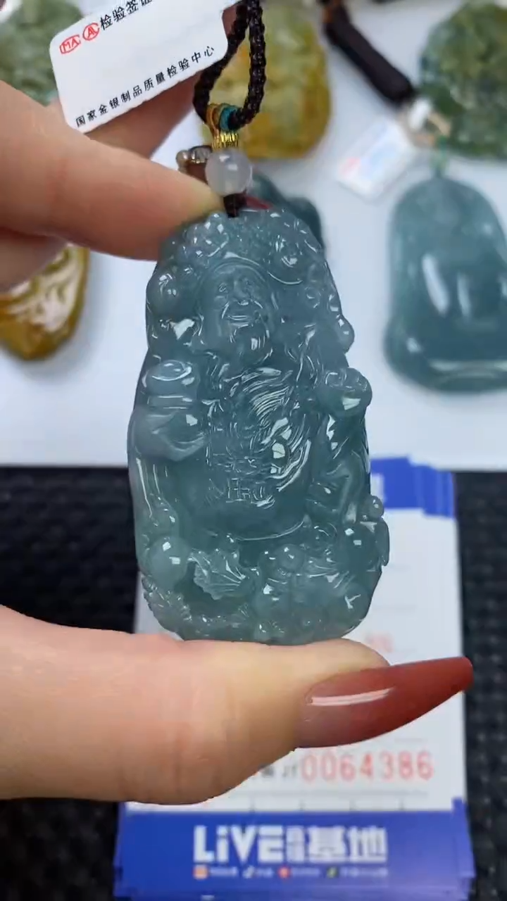 【闪购商品】翡翠颈饰未镶嵌11111111111111111