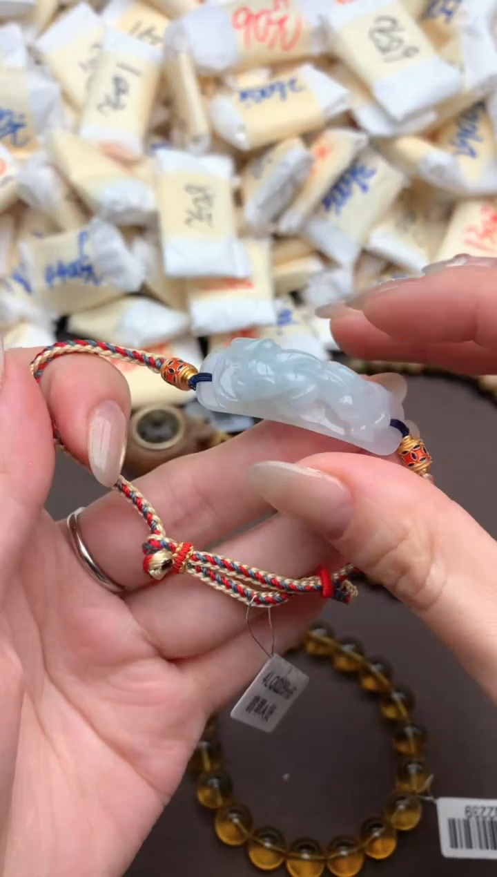 【闪购商品】翡翠挂件未镶嵌一