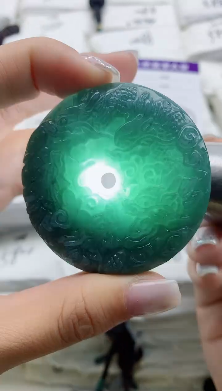 颈饰未镶嵌翡翠88888