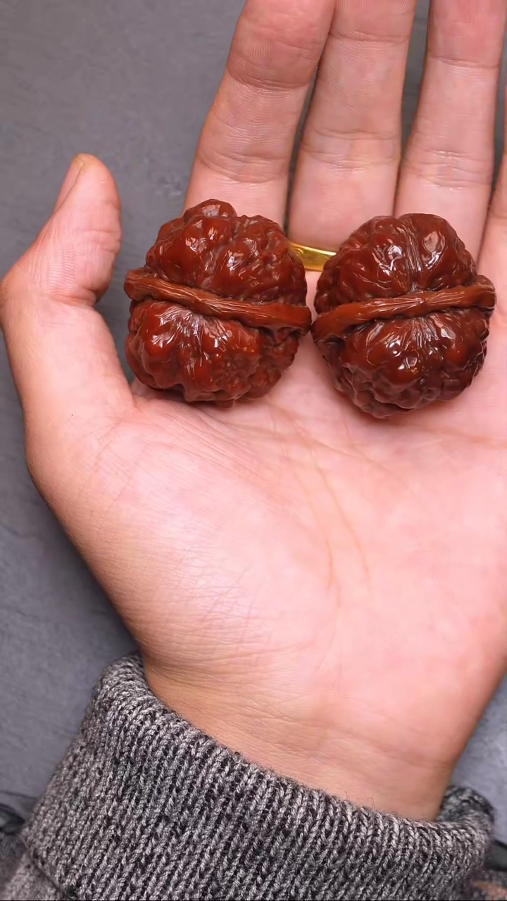 【闪购商品】橄榄核吊坠38红蛤蟆头核桃回血